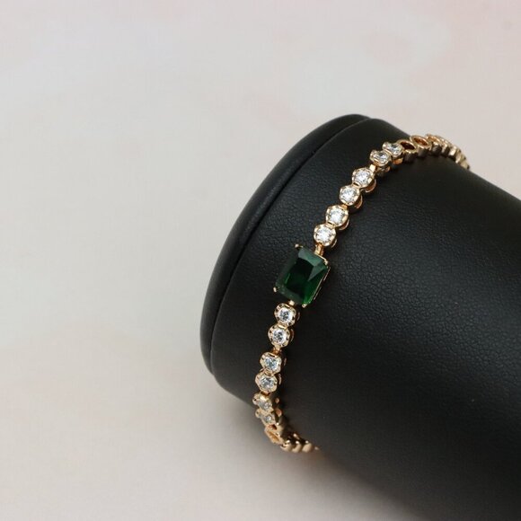 Rose Gold Bracelet with Emerald Green Center and Clear Crystals, XPBL0704 - Picture 11 of 12
